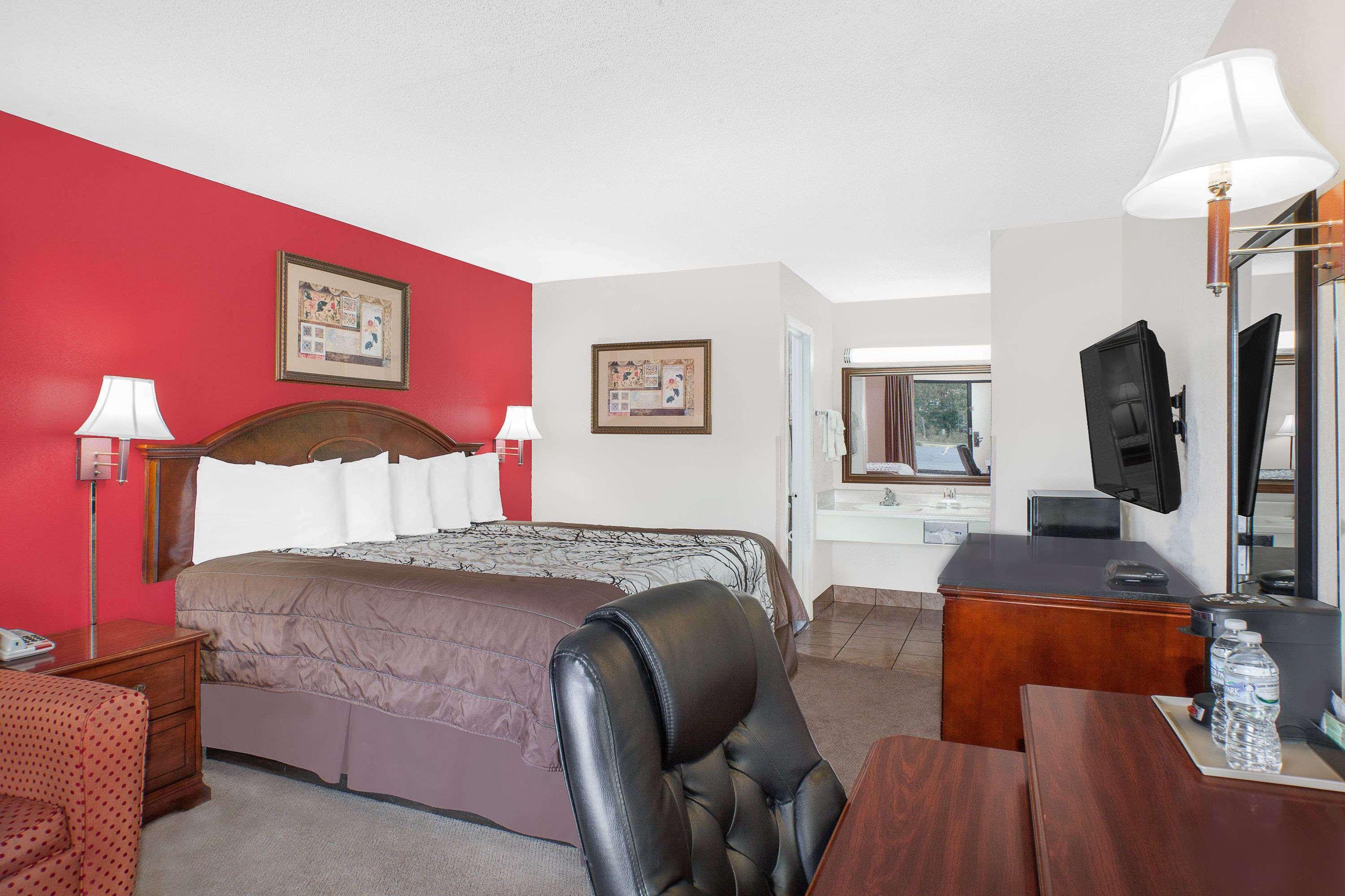 Days Inn By Wyndham Newton Ms I-20 Extérieur photo