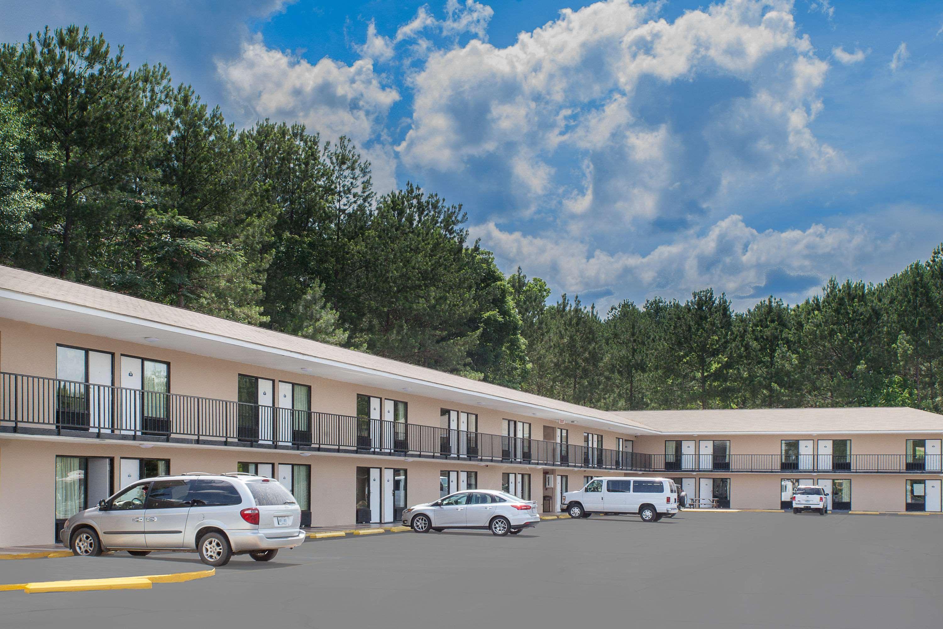 Days Inn By Wyndham Newton Ms I-20 Extérieur photo